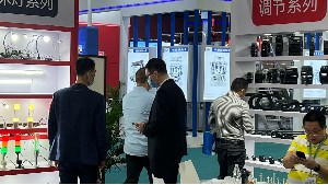 歐拓廠家生產LED機床工作燈,塑料梅花把手,波紋把手